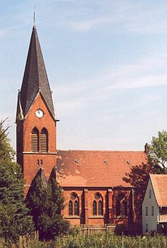 Kirche mit Himmel