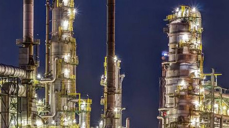 Werk bei Nacht